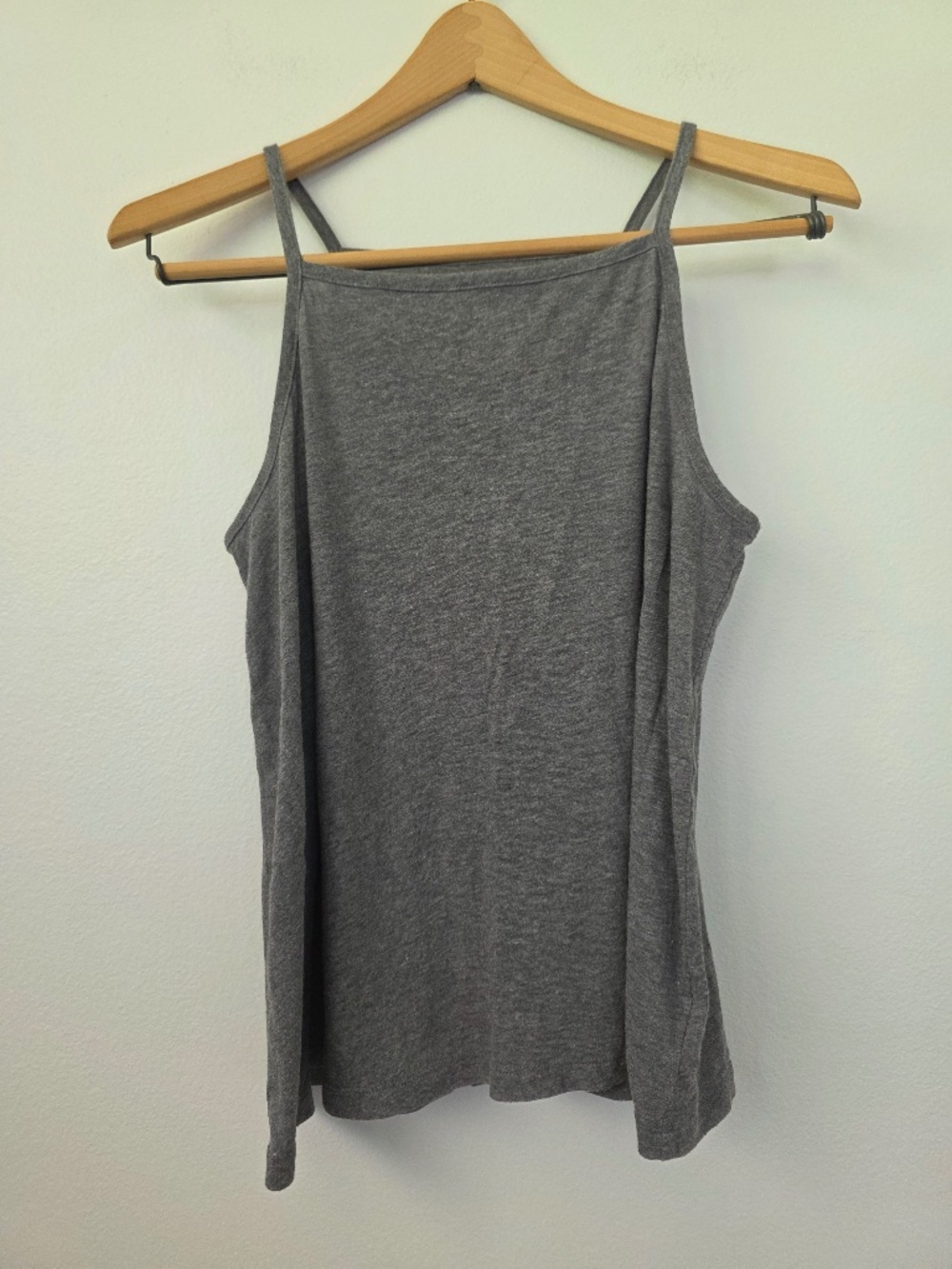 Old Navy Women's Everywear Gray Tank Top - Medium